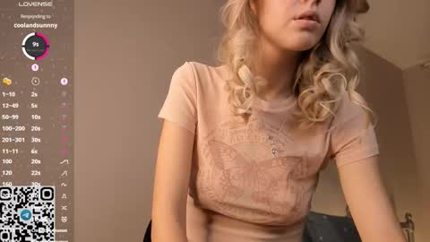 Snapshot of tyty_pupu chatting on 16, 9, 2025 Christine 3 Next broadcast tomorrow at 2100 GMT 5 online show from 16, 9, 2025