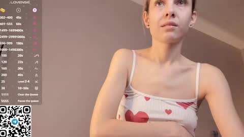 Christine 3 Next broadcast tomorrow at 2100 GMT 5 online show from 25, 11, 2025