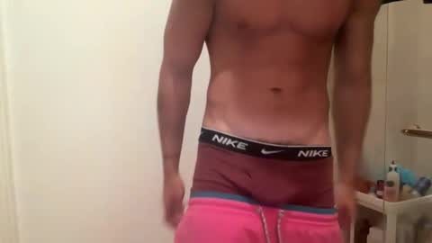 Snapshot of tyy0ung chatting on 7, 5, 2026 tyy0ung online show from 7, 5, 2026