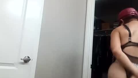 Azelia B online show from 3, 10, 2025