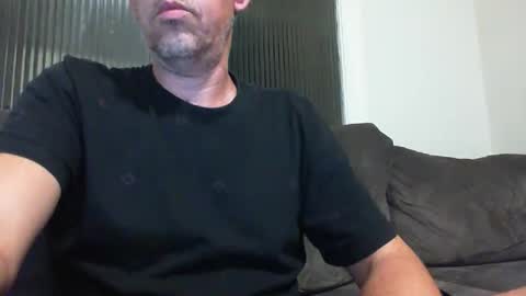 Snapshot of ucanwatchmeaus chatting on 15, 1, 2026 UcanwatchmeAUS online show from 15, 1, 2026