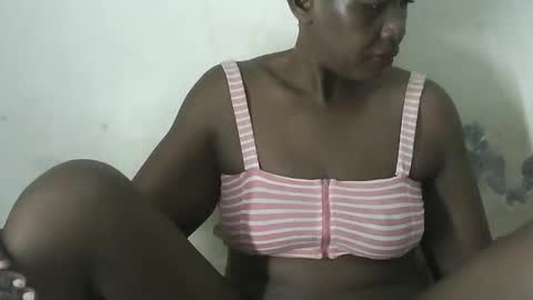ugandan_quin online show from 6, 1, 2025