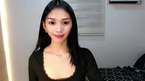 Snapshot of ughliah chatting on 22, 9, 2025 urbbgirl alliah online show from 22, 9, 2025