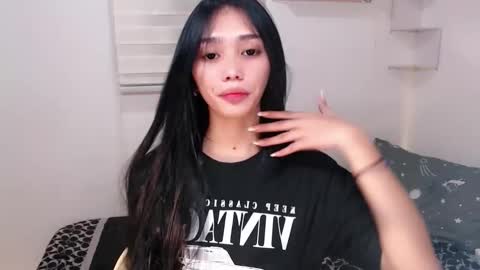 Snapshot of ughliah chatting on 4, 10, 2025 urbbgirl alliah online show from 4, 10, 2025