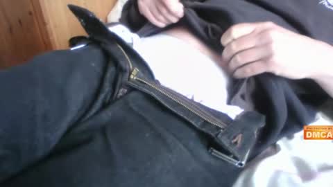 Hairy UK guy online show from 12, 3, 2025