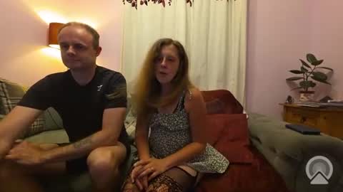 Evelyn and Danny online show from 10, 7, 2026