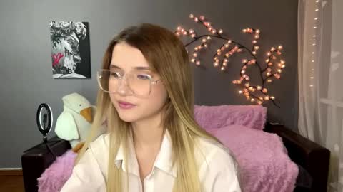 Vikki online show from 14, 12, 2025