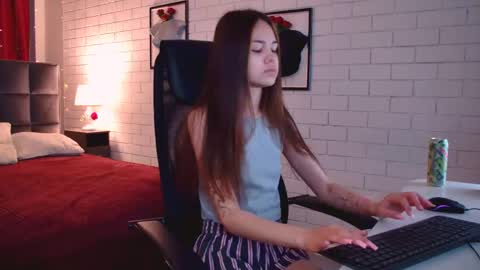 Ulia online show from 13, 4, 2026