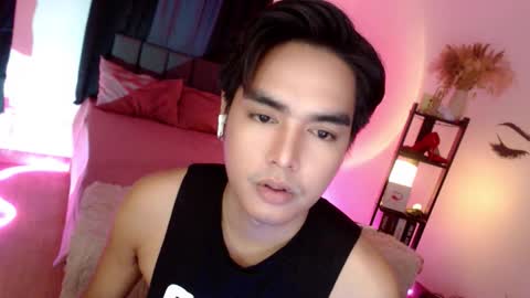 Alex online show from 8, 9, 2025