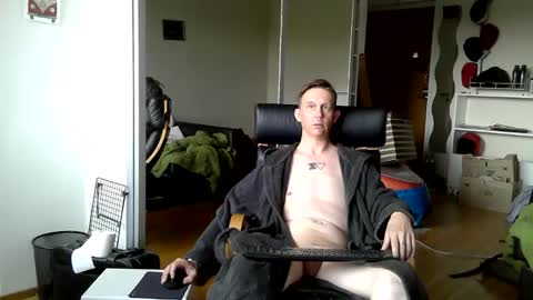 Snapshot of uncle_fest chatting on 2, 6, 2026 uncle_fest online show from 2, 6, 2026