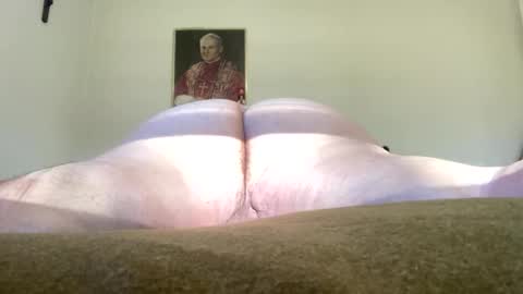 Snapshot of uncledenny1 chatting on 14, 9, 2025 Hairy Sally online show from 14, 9, 2025