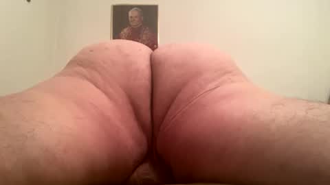 Snapshot of uncledenny1 chatting on 23, 9, 2025 Hairy Sally online show from 23, 9, 2025