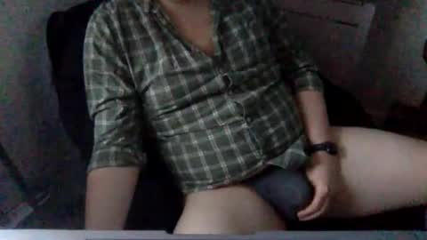 Snapshot of uncutchub526 chatting on 24, 4, 2026 UncutChub526 online show from 24, 4, 2026