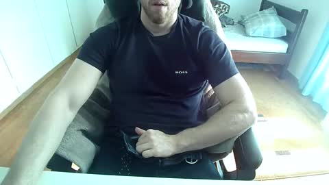 uncuthorny11 online show from 31, 1, 2025