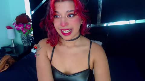 Snapshot of underbaby_ chatting on 30, 12, 2024 UnderBaby online show from 30, 12, 2024