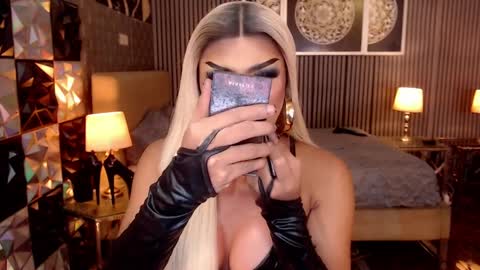 BRIANNA online show from 8, 4, 2026