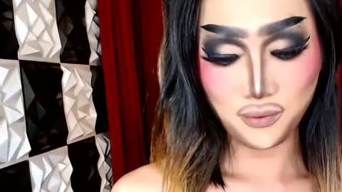 Snapshot of unforgettableruby chatting on 23, 6, 2026 QUEEN RUBY online show from 23, 6, 2026