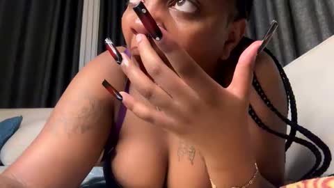 Unholybaddie online show from 10, 3, 2025