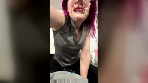 unicornfunky420 online show from 23, 4, 2026