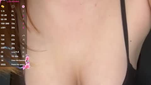 Snapshot of unicuty chatting on 10, 7, 2026 Mila here online show from 10, 7, 2026