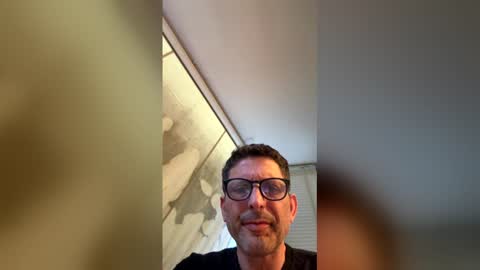 Snapshot of unitipervoi chatting on 6, 6, 2026 unitipervoi online show from 6, 6, 2026