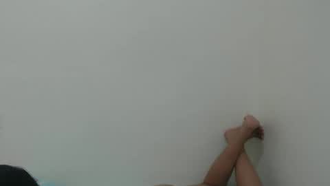 unlick_pussy_untouch_unkiss online show from 17, 1, 2025