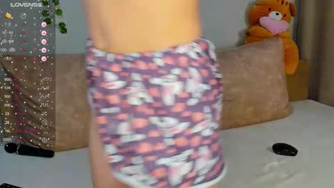 Snapshot of unrealsexy chatting on 4, 10, 2025 Sofie Ross online show from 4, 10, 2025