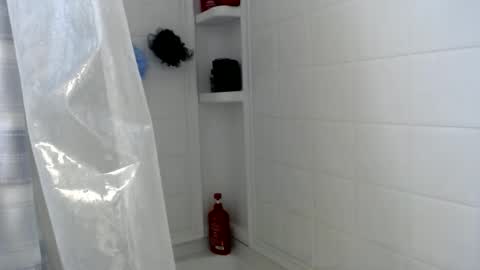 Snapshot of upforanything27 chatting on 17, 12, 2024 upforanything27 online show from 17, 12, 2024