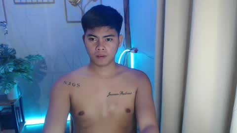 Snapshot of ur_asian_babe143 chatting on 8, 12, 2024 Jm online show from 8, 12, 2024