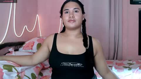 Snapshot of ur_baby_rebbecca chatting on 13, 5, 2026 SINGLE online show from 13, 5, 2026