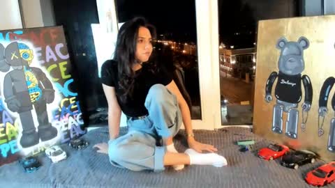 Snapshot of ur_emellly chatting on 27, 9, 2025 Hello my name is Emilly online show from 27, 9, 2025