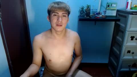 Snapshot of ur_jayqutee chatting on 10, 2, 2025 Ur jayqutee online show from 10, 2, 2025