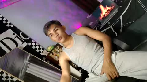 Snapshot of ur_shan21 chatting on 4, 7, 2026 ur_shan21 online show from 4, 7, 2026