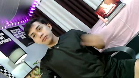 Snapshot of ur_shan21 chatting on 6, 8, 2026 ur_shan21 online show from 6, 8, 2026