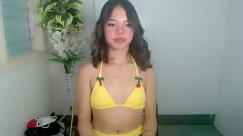 ur_sweetyprincess online show from 17, 5, 2026