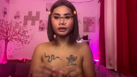 HelloIm  Girly online show from 16, 4, 2026