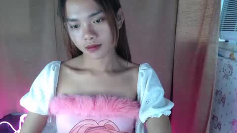 Snapshot of urasian_crisa chatting on 16, 9, 2025 urasian_crisa online show from 16, 9, 2025