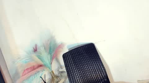 Snapshot of urasian_france69 chatting on 6, 6, 2026 FRANCINE cum with me in pvt or pwrd online show from 6, 6, 2026