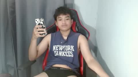 Snapshot of urasian_kentoyxx77 chatting on 8, 10, 2025 Kentoy online show from 8, 10, 2025