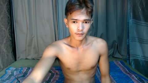 Snapshot of urasian_rey chatting on 19, 6, 2026 urasian_rey online show from 19, 6, 2026