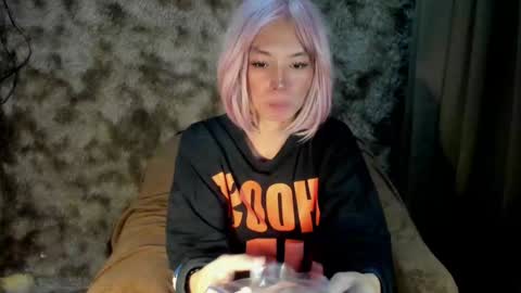 yana online show from 5, 2, 2025