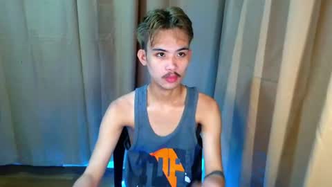 Snapshot of urasiancumboix2 chatting on 22, 6, 2026 urasiancumboix2 online show from 22, 6, 2026