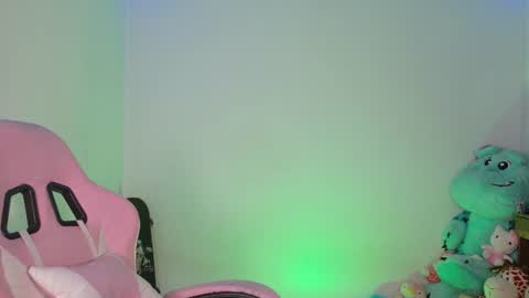 Danielle  online show from 21, 7, 2026