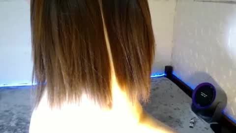 QUEEN ANGEL online show from 8, 1, 2025