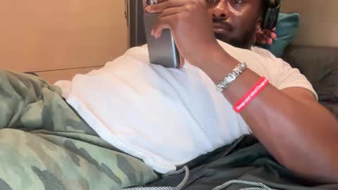 Snapshot of urbandick5 chatting on 2, 3, 2026 urbandick5 online show from 2, 3, 2026