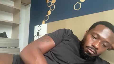 Snapshot of urbandick5 chatting on 8, 3, 2026 urbandick5 online show from 8, 3, 2026