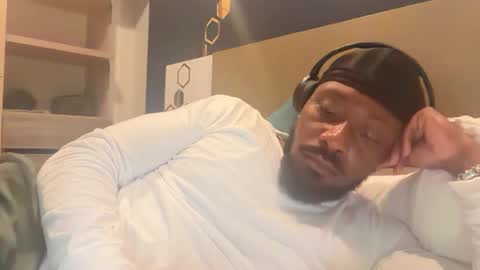 Snapshot of urbandick5 chatting on 16, 3, 2026 urbandick5 online show from 16, 3, 2026