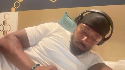 Snapshot of urbandick5 chatting on 21, 3, 2026 urbandick5 online show from 21, 3, 2026