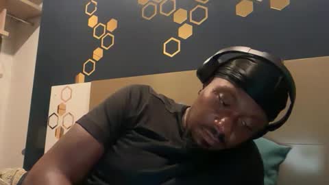 Snapshot of urbandick5 chatting on 1, 4, 2026 urbandick5 online show from 1, 4, 2026