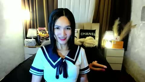urblossom_princess online show from 19, 11, 2025